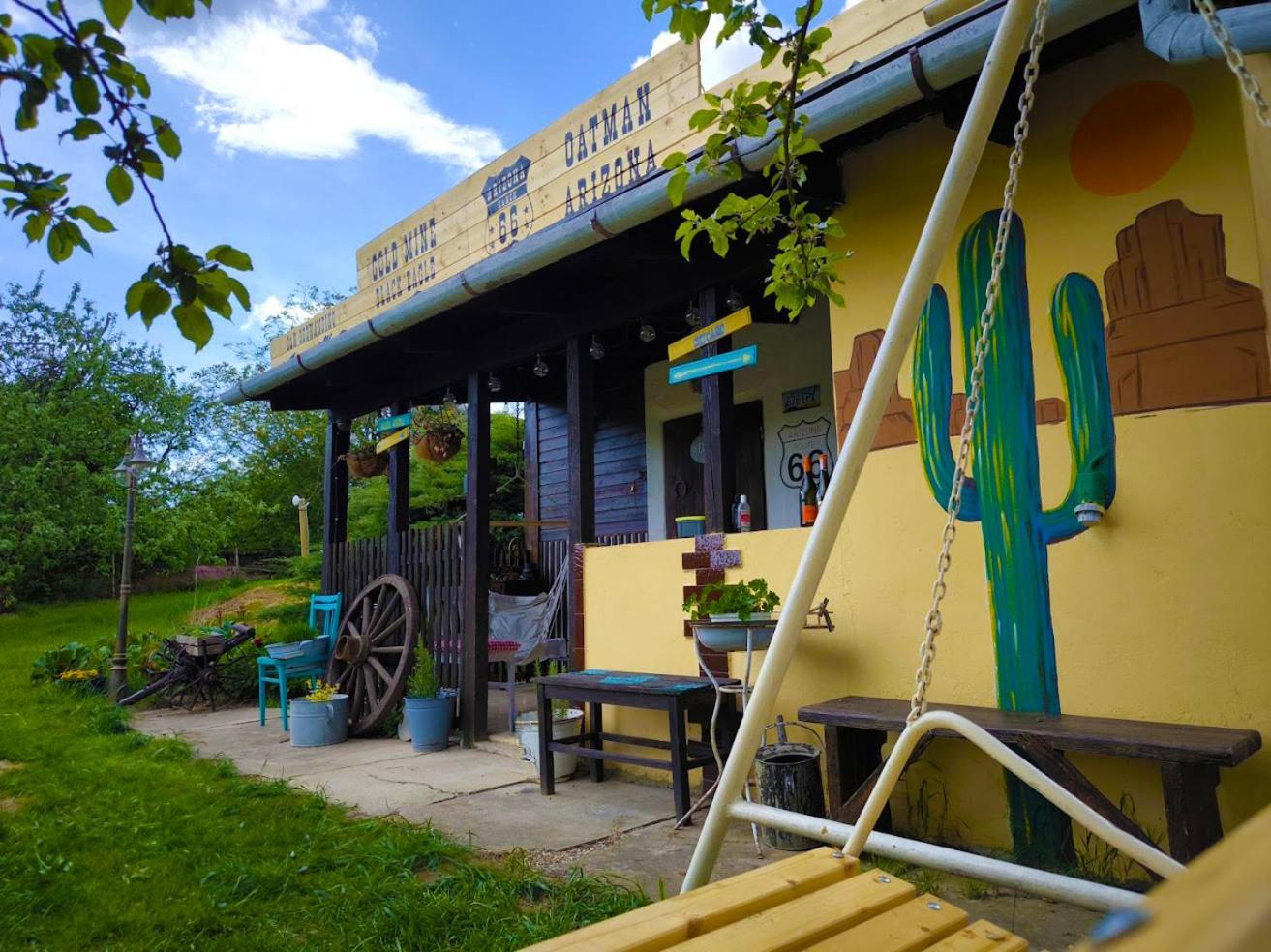 Ranch 66 - Zlatokopecka Chata Arizona Tršice Extérieur photo